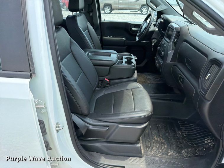image for item YA3642 2021 Chevrolet Silverado 1500 Ext. Cab pickup truck