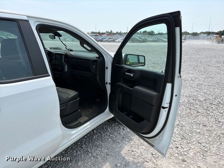 image for item YA3642 2021 Chevrolet Silverado 1500 Ext. Cab pickup truck