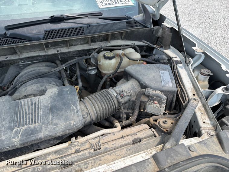 image for item YA3642 2021 Chevrolet Silverado 1500 Ext. Cab pickup truck