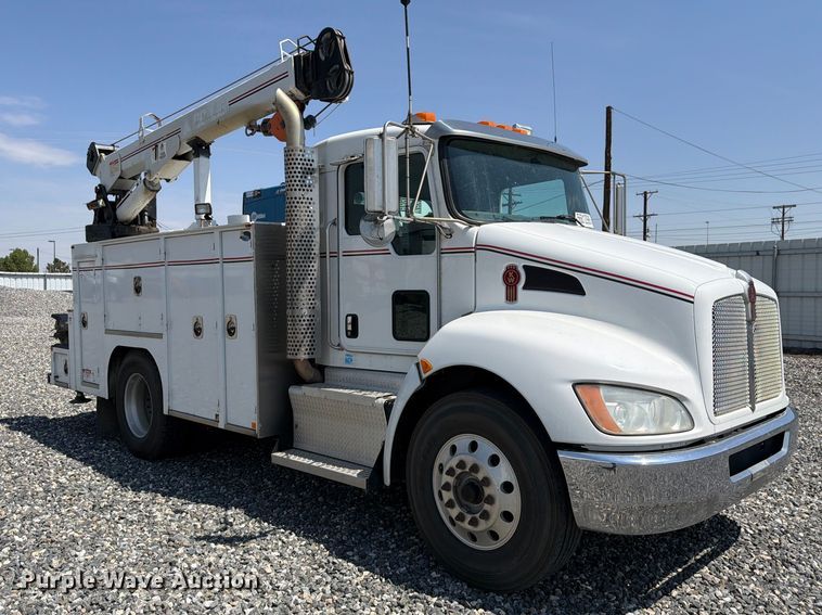 image for item YA3830 2013 Kenworth T370 utility / service truck
