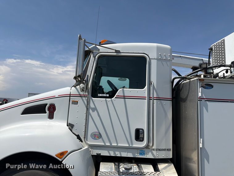 image for item YA3830 2013 Kenworth T370 utility / service truck