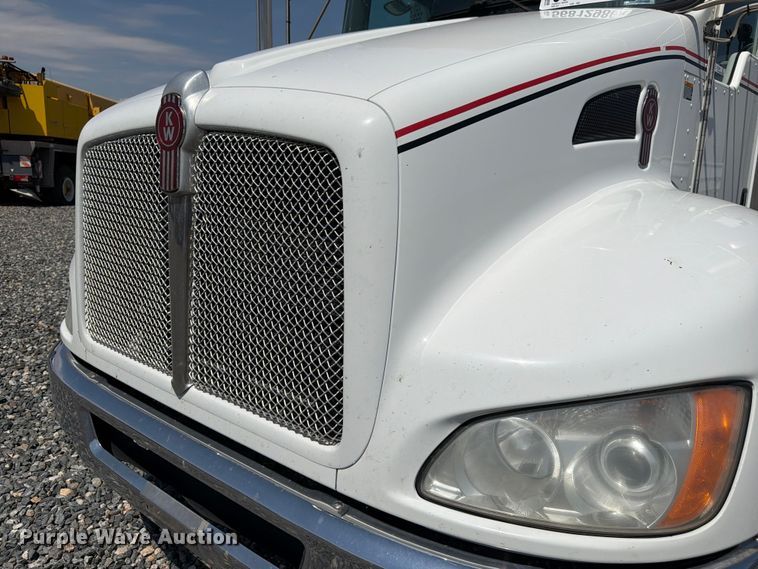 image for item YA3830 2013 Kenworth T370 utility / service truck