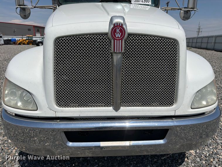 image for item YA3830 2013 Kenworth T370 utility / service truck