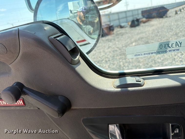 image for item YA3830 2013 Kenworth T370 utility / service truck