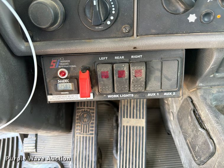 image for item YA3830 2013 Kenworth T370 utility / service truck
