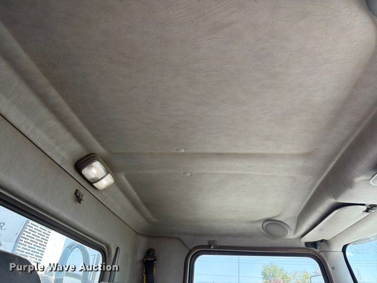 image for item YA3830 2013 Kenworth T370 utility / service truck