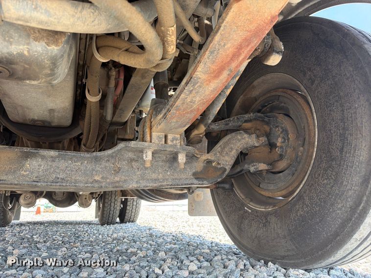 image for item YA3830 2013 Kenworth T370 utility / service truck