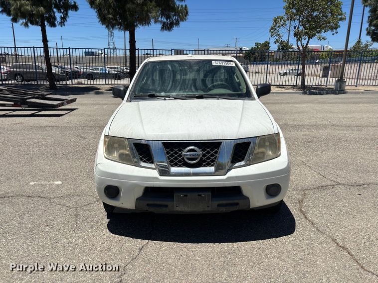 image for item YA3895 2017 Nissan Frontier Ext. Cab pickup truck
