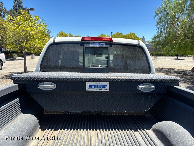image for item YA3895 2017 Nissan Frontier Ext. Cab pickup truck