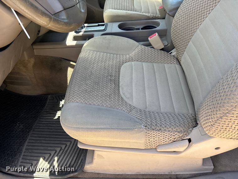 image for item YA3895 2017 Nissan Frontier Ext. Cab pickup truck