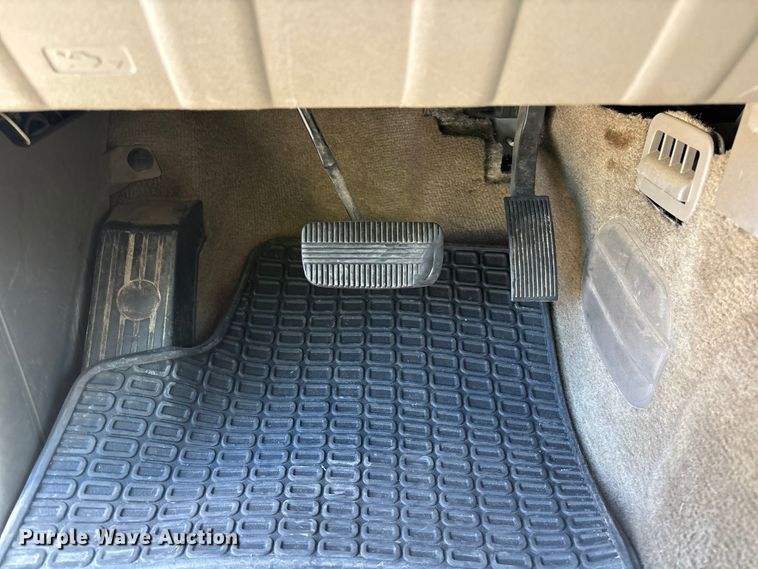 image for item YA3895 2017 Nissan Frontier Ext. Cab pickup truck