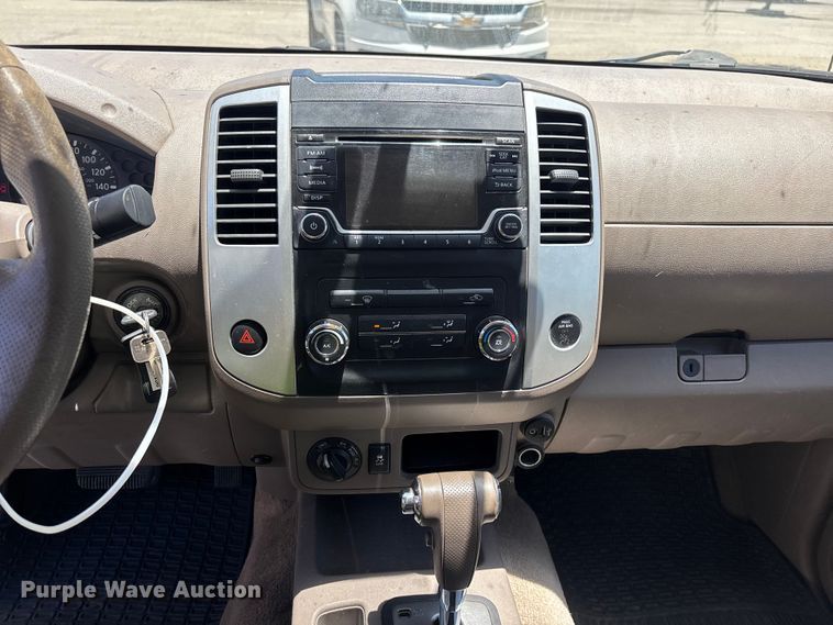 image for item YA3895 2017 Nissan Frontier Ext. Cab pickup truck