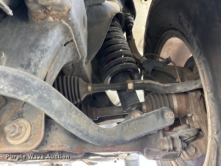 image for item YA3895 2017 Nissan Frontier Ext. Cab pickup truck