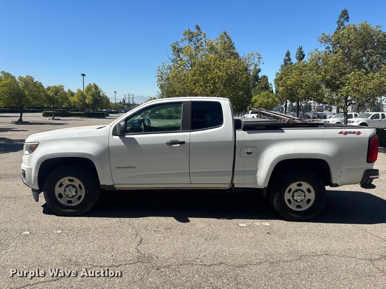 image for item YA3898 2019 Chevrolet Colorado Ext. Cab pickup truck