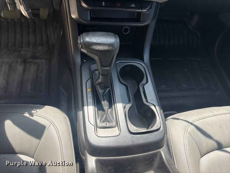image for item YA3898 2019 Chevrolet Colorado Ext. Cab pickup truck