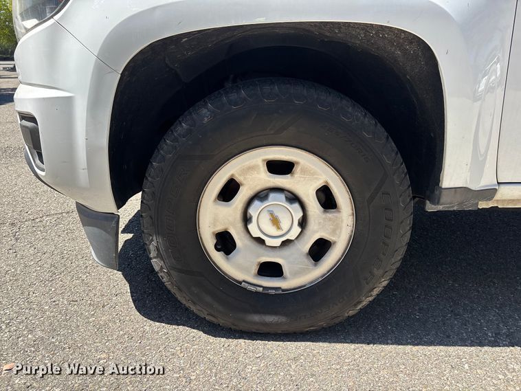 image for item YA3898 2019 Chevrolet Colorado Ext. Cab pickup truck