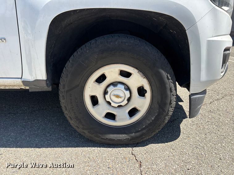 image for item YA3898 2019 Chevrolet Colorado Ext. Cab pickup truck