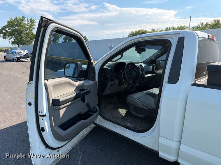 image for item YA3903 2018 Ford F150 pickup truck