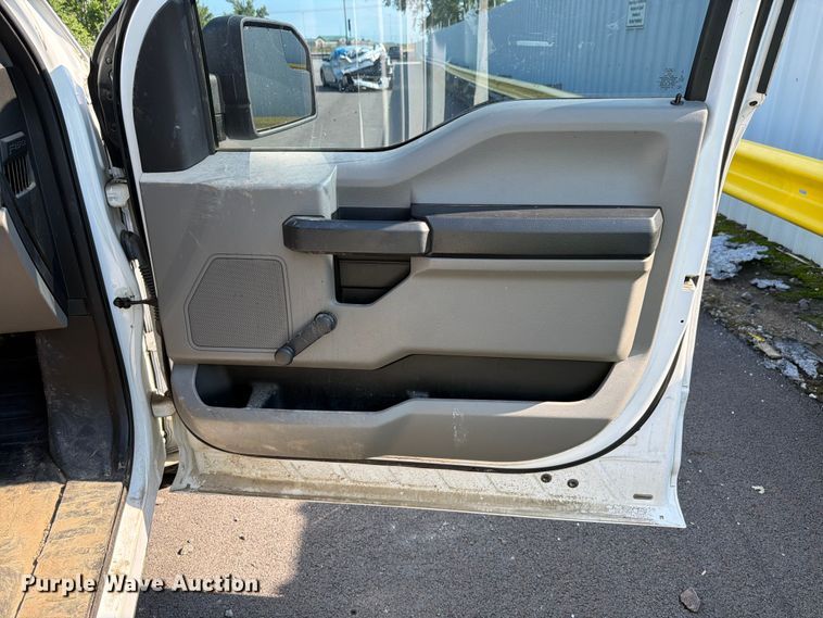image for item YA3903 2018 Ford F150 pickup truck