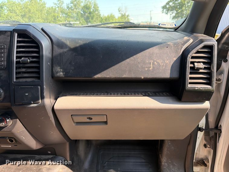 image for item YA3903 2018 Ford F150 pickup truck