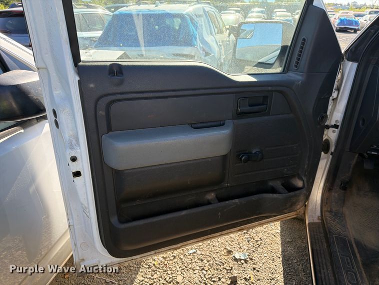 image for item YA3930 2014 Ford F150 pickup truck
