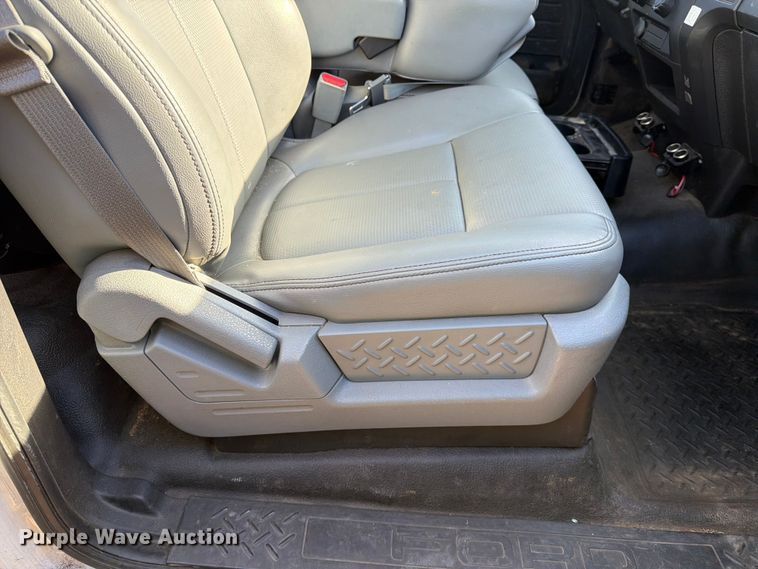 image for item YA3930 2014 Ford F150 pickup truck