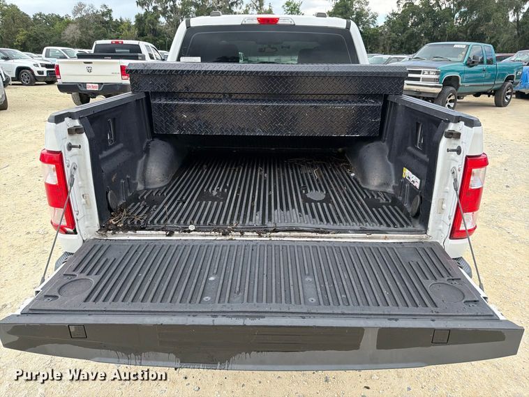 image for item YA4035 2021 Ford F150 Crew Cab pickup truck