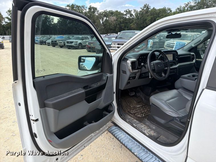 image for item YA4035 2021 Ford F150 Crew Cab pickup truck