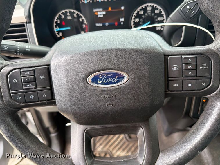 image for item YA4035 2021 Ford F150 Crew Cab pickup truck