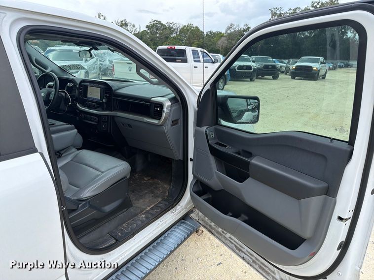 image for item YA4035 2021 Ford F150 Crew Cab pickup truck