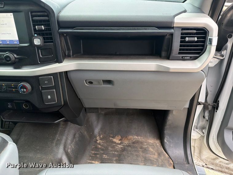 image for item YA4035 2021 Ford F150 Crew Cab pickup truck