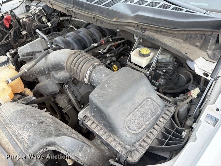 image for item YA4035 2021 Ford F150 Crew Cab pickup truck