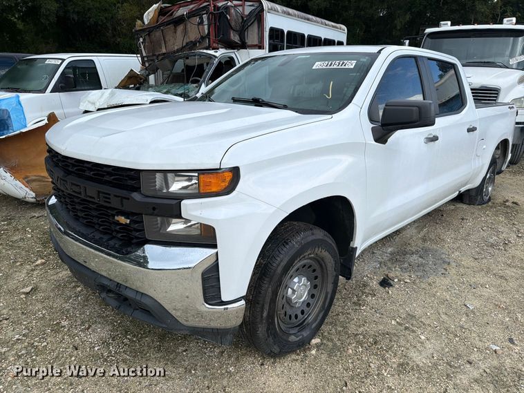 2021 Chevrolet Silverado 1500 Crew Cab pickup truck