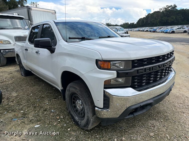 image for item YA4038 2021 Chevrolet Silverado 1500 Crew Cab pickup truck