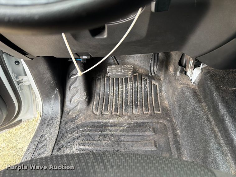 image for item YA4038 2021 Chevrolet Silverado 1500 Crew Cab pickup truck
