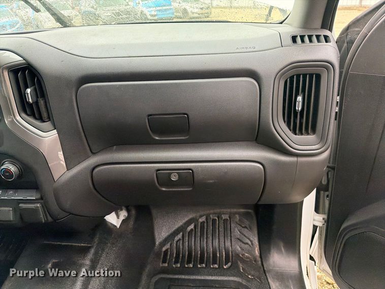 image for item YA4038 2021 Chevrolet Silverado 1500 Crew Cab pickup truck