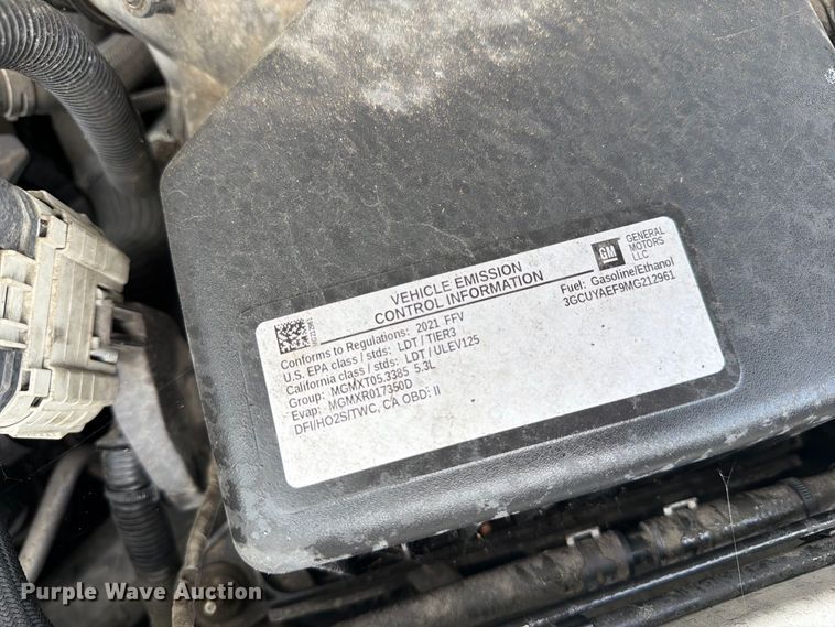 image for item YA4038 2021 Chevrolet Silverado 1500 Crew Cab pickup truck
