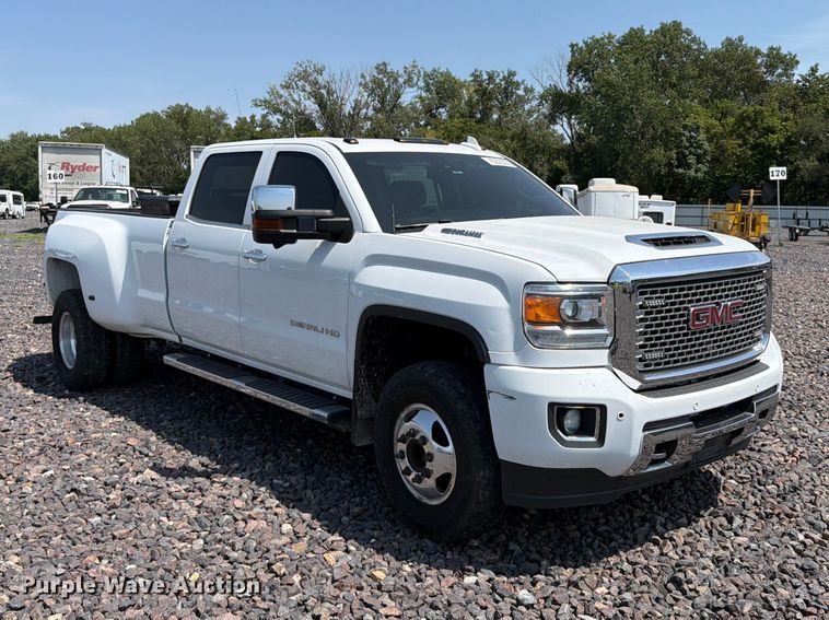 image for item YA4308 2017 GMC Sierra 3500HD Denali Crew Cab pickup truck