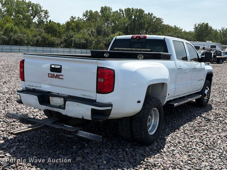 image for item YA4308 2017 GMC Sierra 3500HD Denali Crew Cab pickup truck