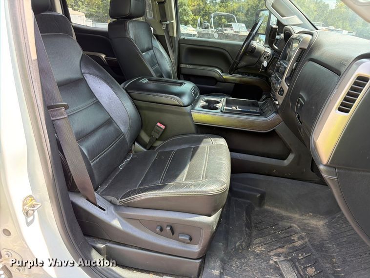 image for item YA4308 2017 GMC Sierra 3500HD Denali Crew Cab pickup truck