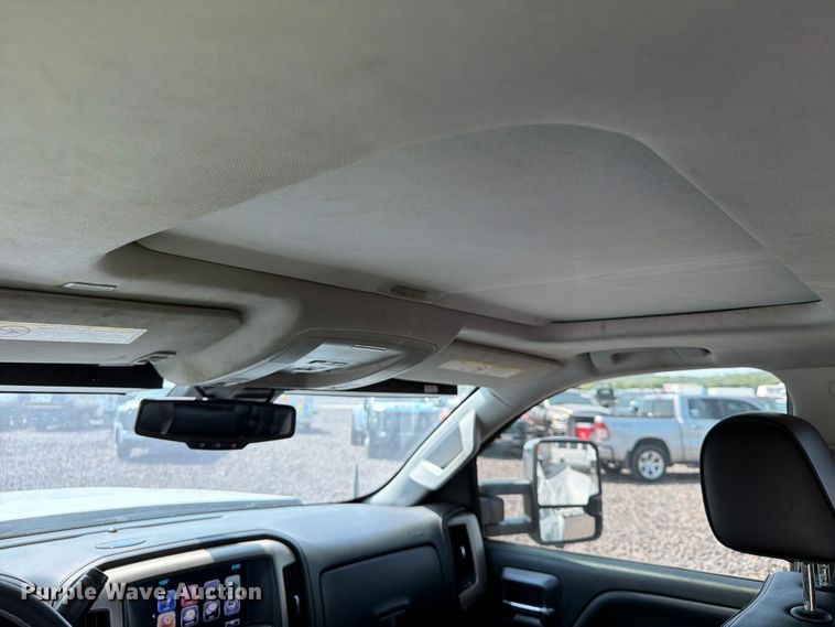 image for item YA4308 2017 GMC Sierra 3500HD Denali Crew Cab pickup truck