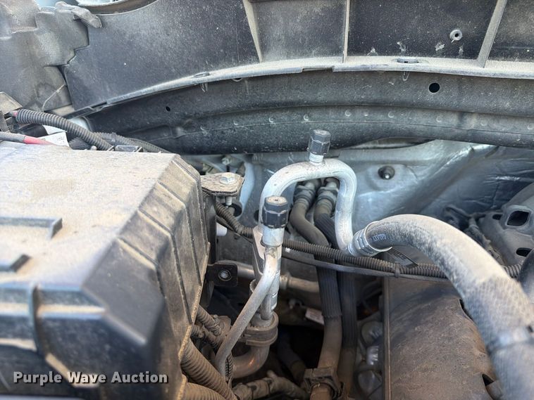 image for item YA4529 2022 Chevrolet Silverado 1500 Crew Cab pickup truck