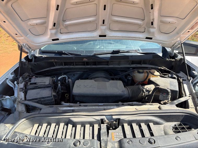 image for item YA4529 2022 Chevrolet Silverado 1500 Crew Cab pickup truck