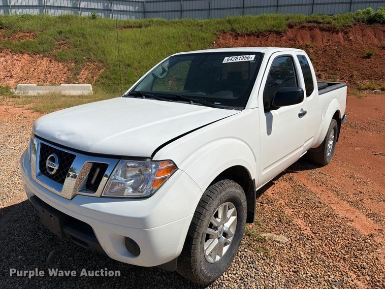 image for item YA4530 2020 Nissan Frontier Ext. Cab pickup truck