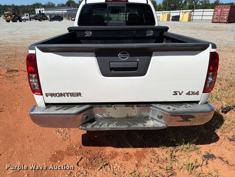 image for item YA4530 2020 Nissan Frontier Ext. Cab pickup truck