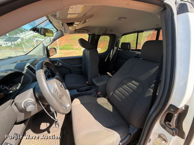 image for item YA4530 2020 Nissan Frontier Ext. Cab pickup truck