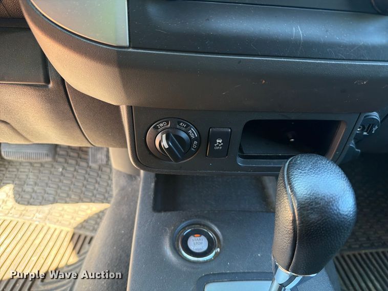 image for item YA4530 2020 Nissan Frontier Ext. Cab pickup truck