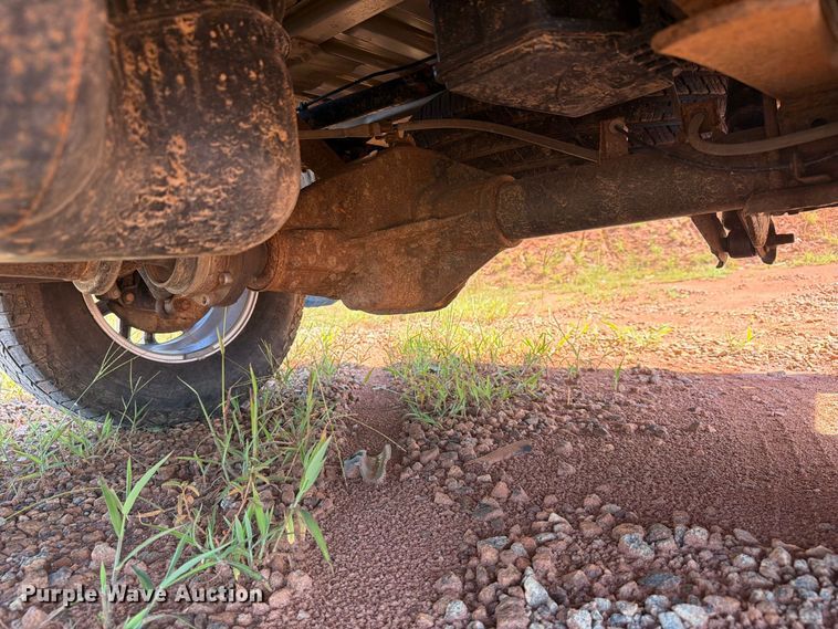 image for item YA4530 2020 Nissan Frontier Ext. Cab pickup truck