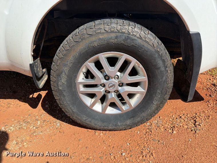 image for item YA4530 2020 Nissan Frontier Ext. Cab pickup truck