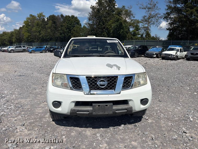 image for item YA4531 2016 Nissan Frontier Ext. Cab pickup truck